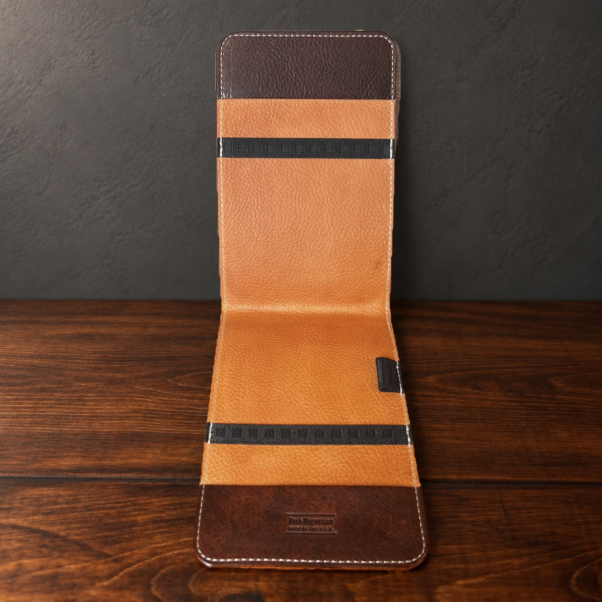 Inside the Oakmont Classic yardage book cover: natural interior, elastics at the top and bottom and a pencil loop