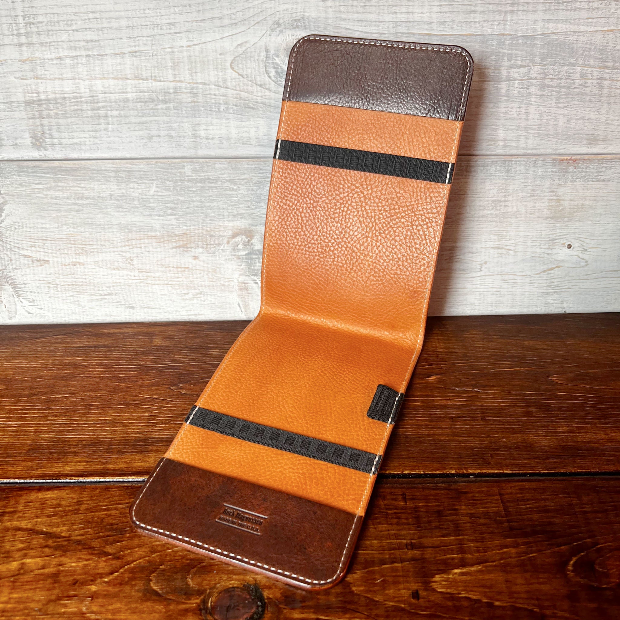 Oakmont Classic Yardage Book Cover in Nemesis, Natural Interior, and Cream Thread